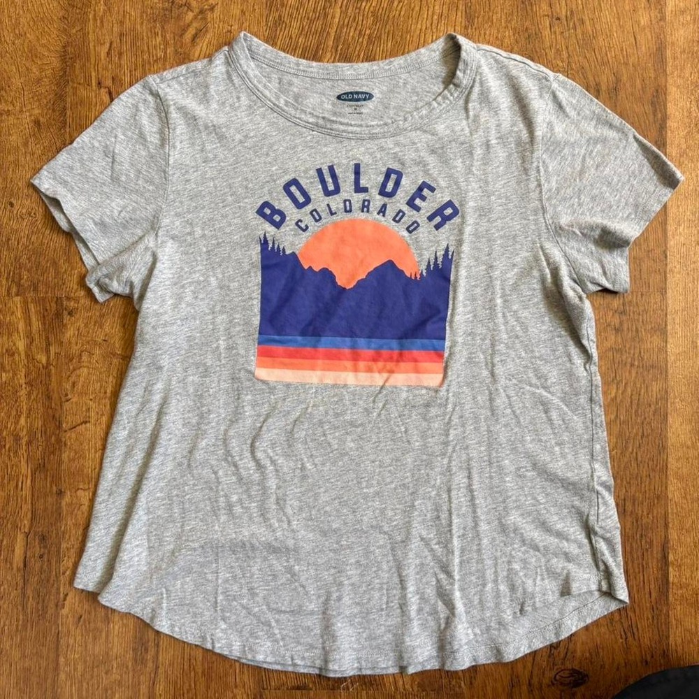 Old Navy Boulder Colorado Graphic Tee Gray Streetwear Gorpcore Womens Size M